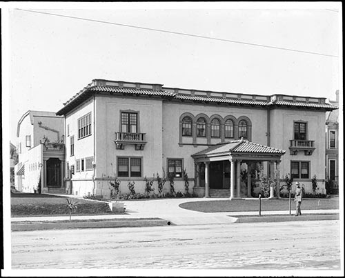 Figueroa Street location of EBell circa 1900